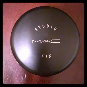 MAC studio fix